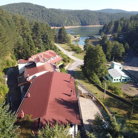 Hotel Lo Sciatore Cotronei Bagian luar foto