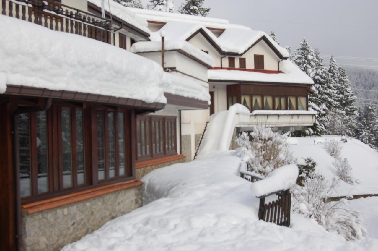 Hotel Lo Sciatore Cotronei Bagian luar foto