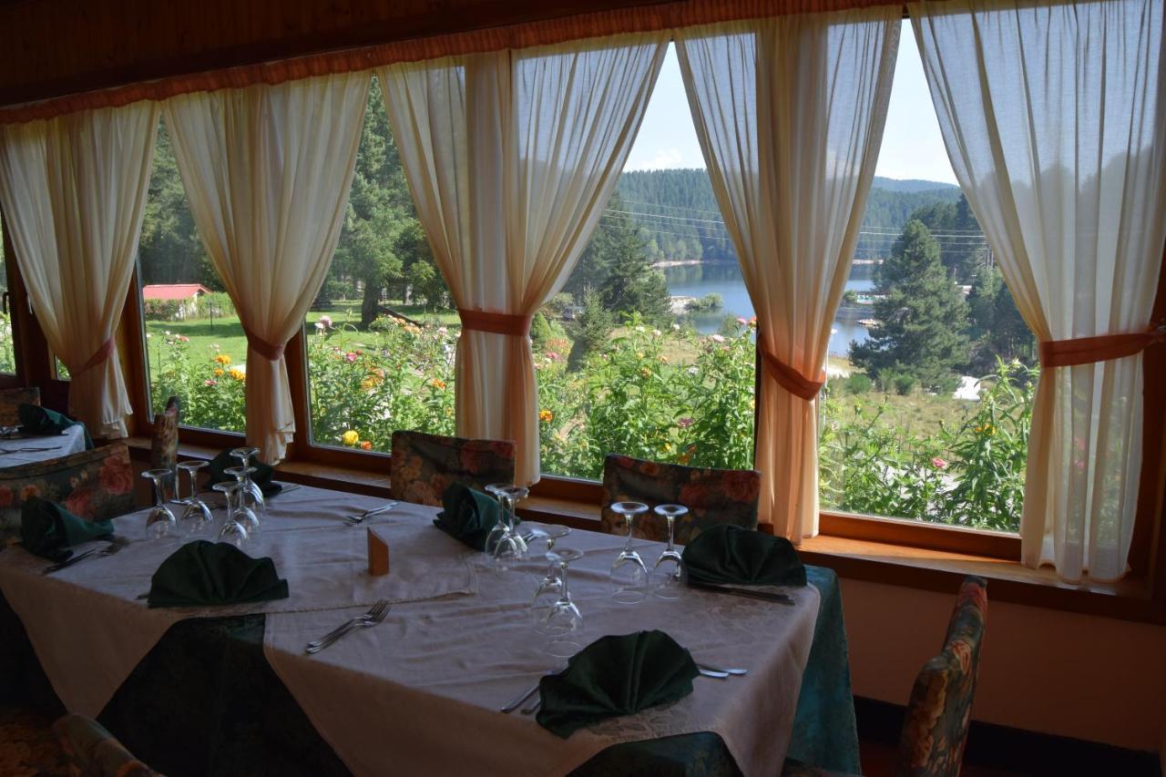 Hotel Lo Sciatore Cotronei Bagian luar foto